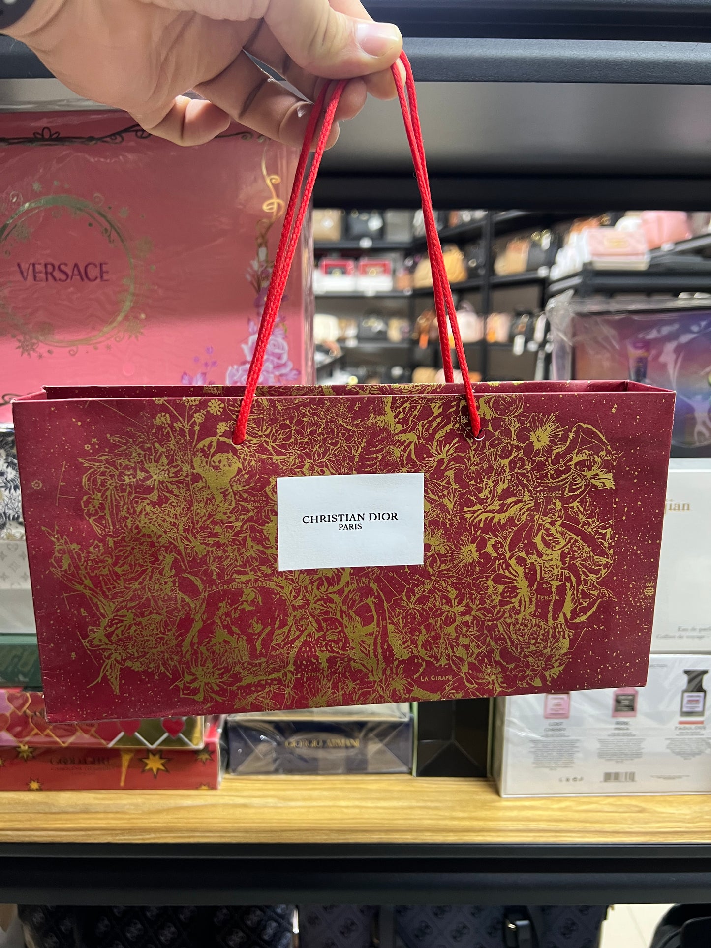 Set Christian Dior: 8 mini perfumes de 10 ml + Shopping bag