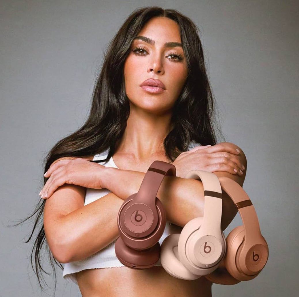 Beats Studio Pro x Kim Kardashian - Auriculares inalámbricos Bluetooth - Luna