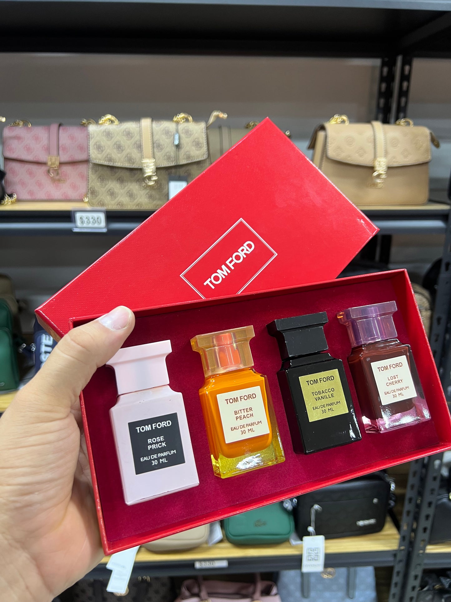 Set Tom Ford 4 x 30 ml | Rose Prick – Bitter Peach – Tobacco Vanille – Lost Cherry
