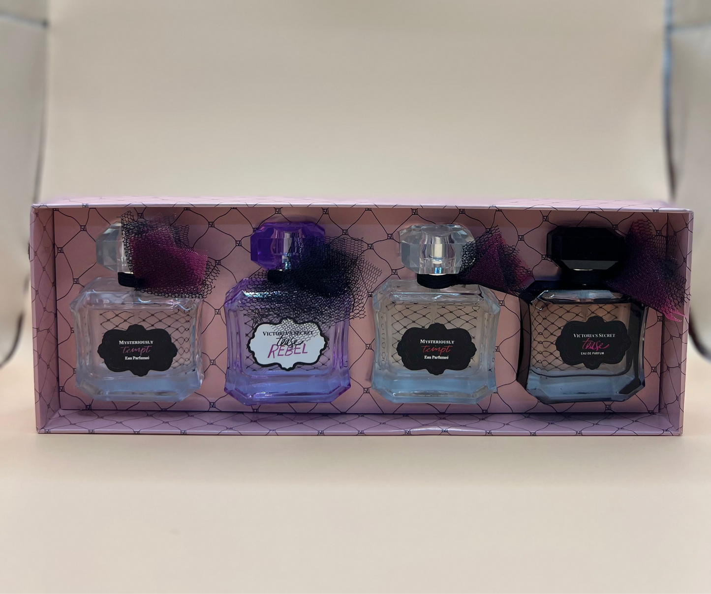 🌸 Set Victoria’s Secret Miniature Modern Collection 4 x 30 ml