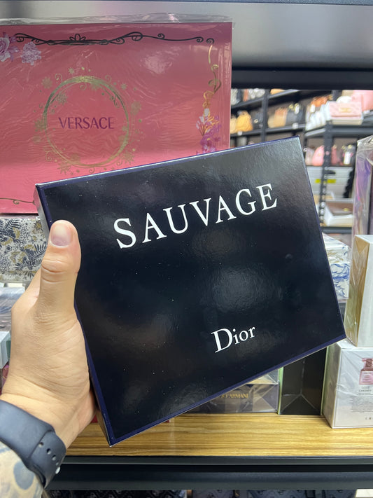 Set Dior Sauvage: Eau de parfum 100 ml + Gel de ducha 100 ml + Limpiador facial & mascarilla