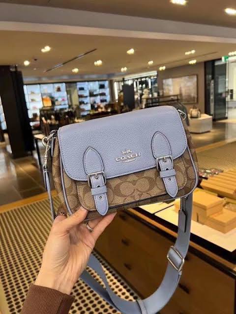 Bolsa Crossbody Coa/ch MN6147 foto de referencia