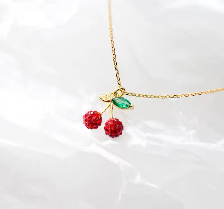 Collar de acero con dije de cerezas 🍒 modelo 2427  (H3)