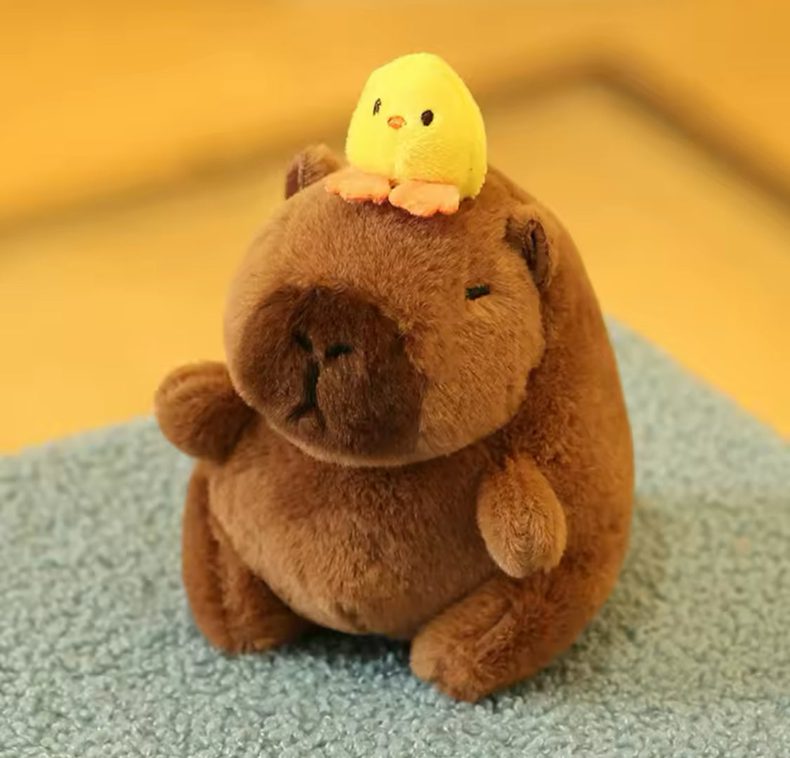 Llavero Capibara de Peluche con Gorro Quita-Pon&Mochila cm  (J2) 0044