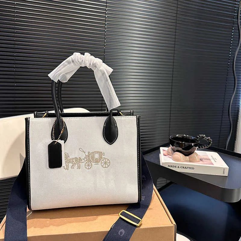 Bolsa Coac:h para dama LCC-132 foto de referencia