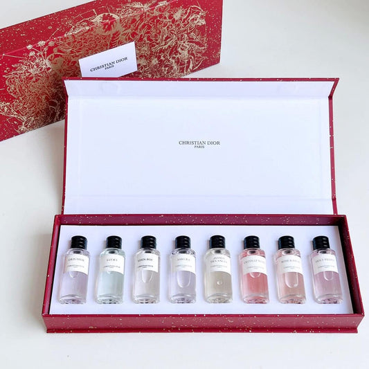 Set Christian Dior: 8 mini perfumes de 10 ml + Shopping bag